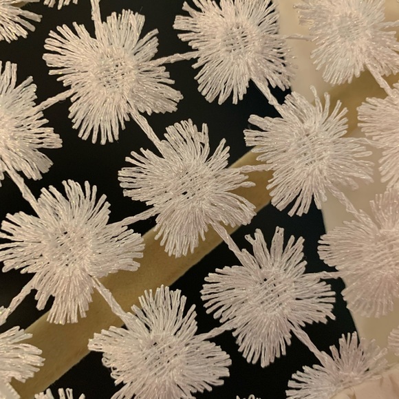 Le Husband #1 Blouse by Erin Kleinberg - Picture 7 of 7